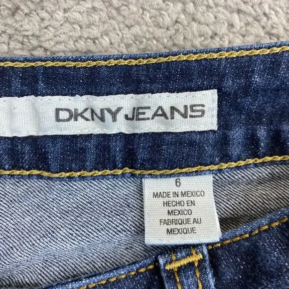 DKNY Jeans Straight Leg Women's 6 Blue Dark Wash Denim Mid Rise - Picture 5 of 9